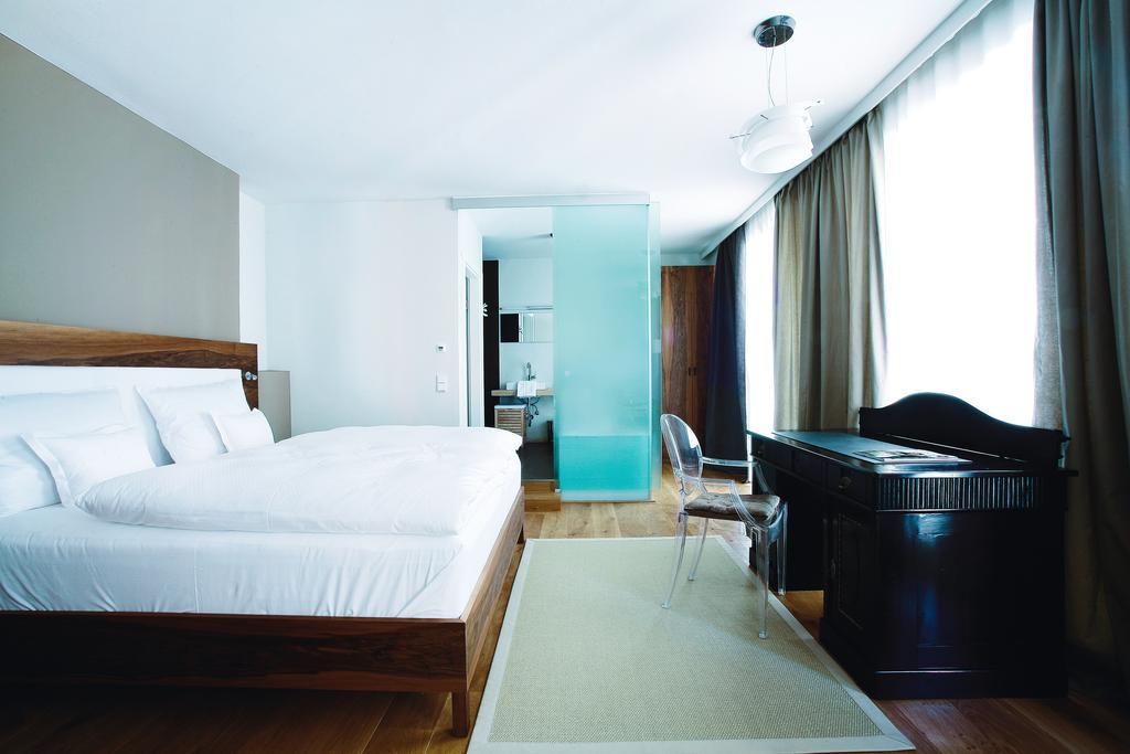 Fruehstueckshotel Im Goldschmiedehaus 格里斯基兴 客房 照片