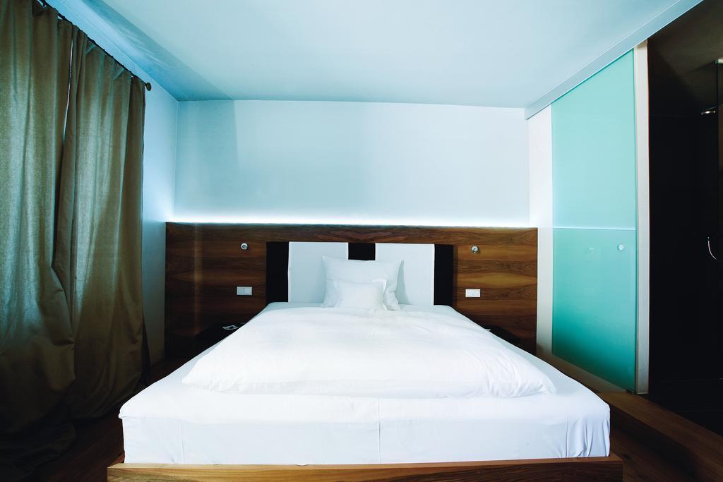Fruehstueckshotel Im Goldschmiedehaus 格里斯基兴 客房 照片