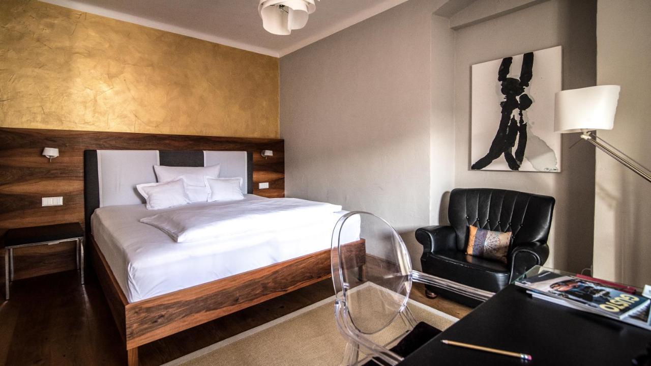 Fruehstueckshotel Im Goldschmiedehaus 格里斯基兴 外观 照片